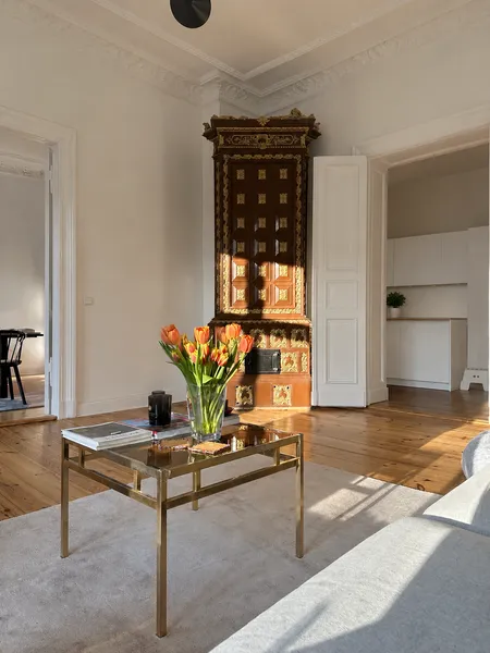 Exklusive charmante Altbauwohnung –  Nähe Schloss Charlottenburg (möbliert und all-inclusive) — photo 1